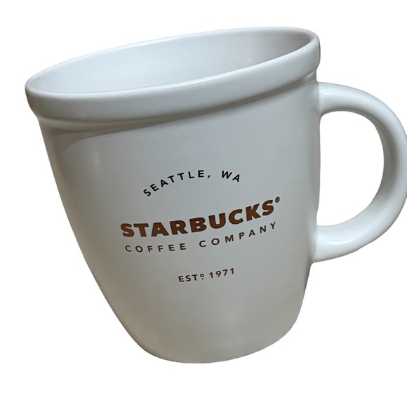 Starbucks Seattle WA Est. 1971 16 oz Ceramic Coffee Mug 2016 - Picture 1 of 4